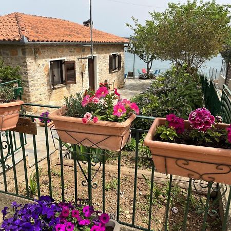 Little Bit Of Heaven Villa Sourpi Buitenkant foto