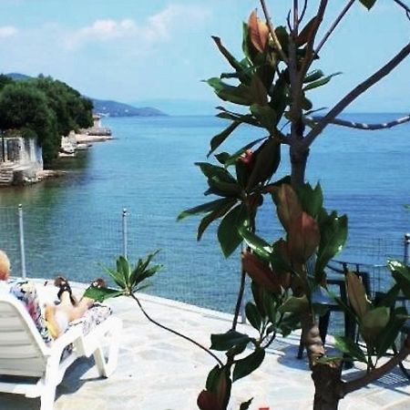 Little Bit Of Heaven Villa Sourpi Buitenkant foto