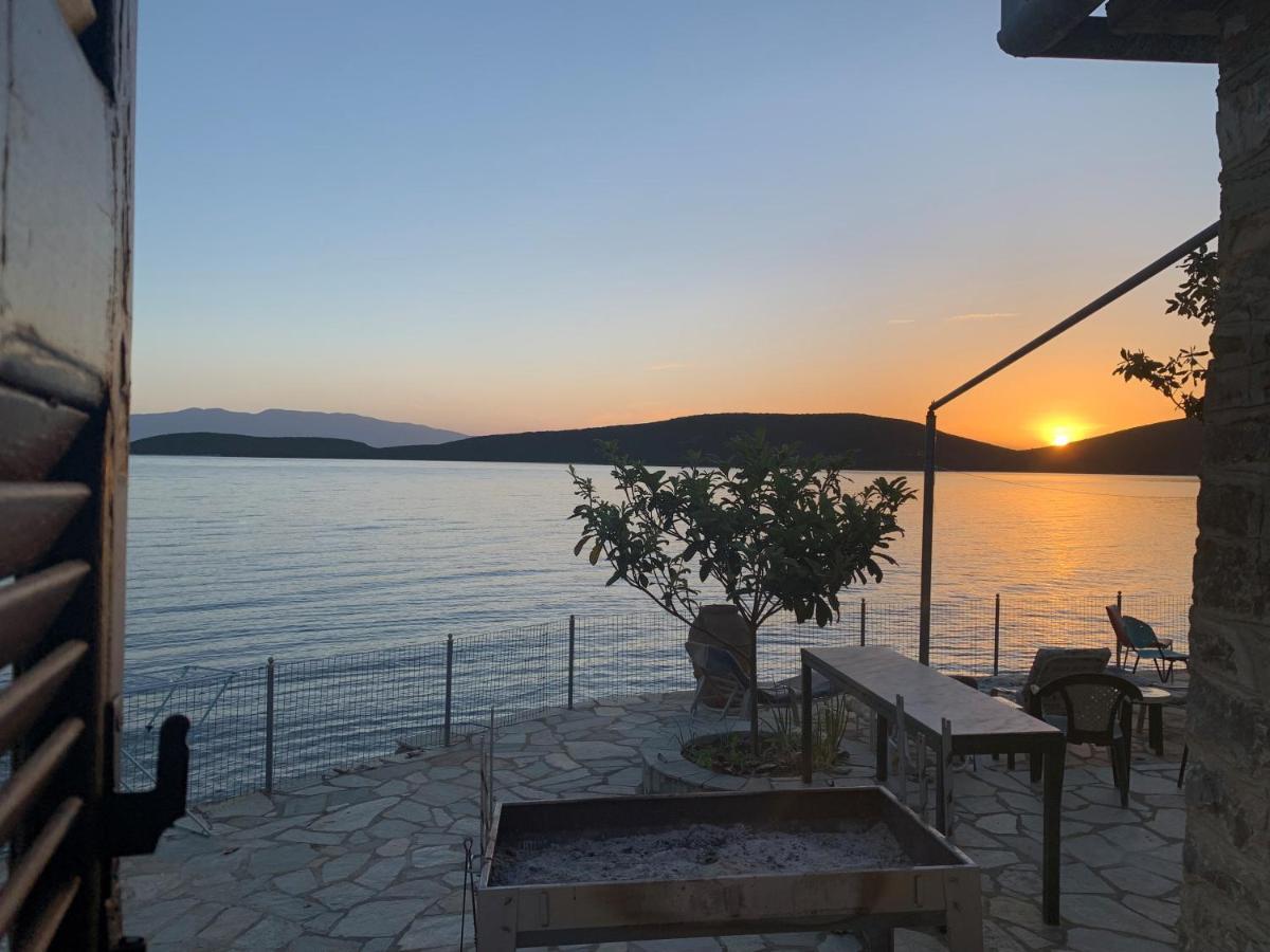 Little Bit Of Heaven Villa Sourpi Buitenkant foto